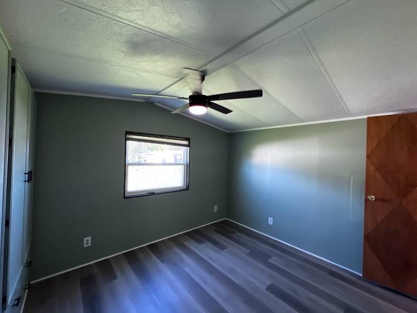 590 Century Drive a Winter Haven, FL Mobile or Manufactured Home for Sale